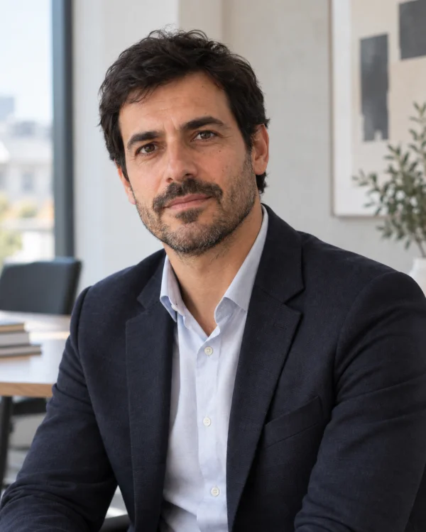Retrato del perfil de demostración de Bruno Salvat